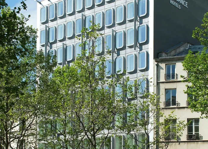 RENAISSANCE PARIS REPUBLIQUE HOTEL & SPA, PARIS